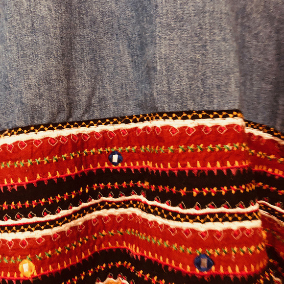 Chicos Womans Blue Denim Jacket Embroidered Made i - Picture 6 of 8